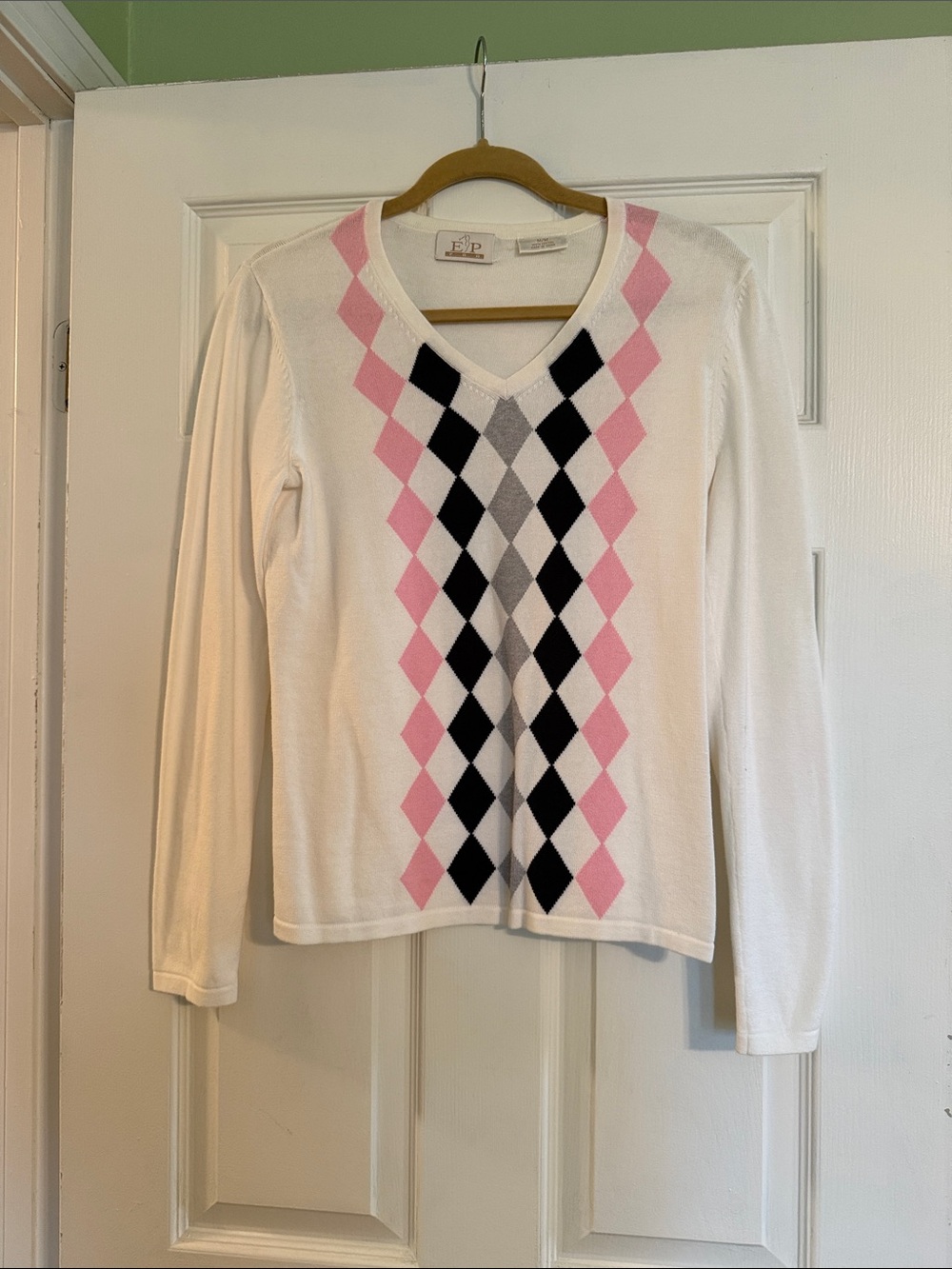 EP Pro White V-Neck Sweater with Pink and Black Argyle
